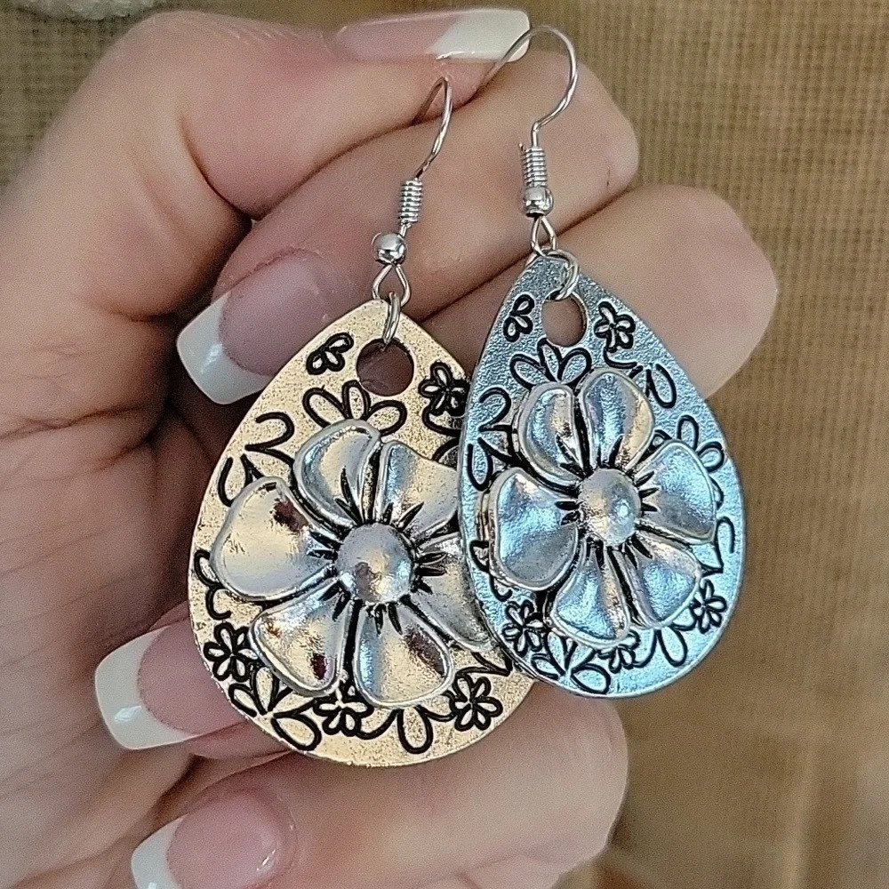 Hand Crafted Silver And Black Statement Earrings - image 4